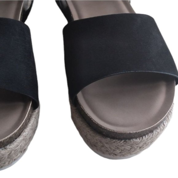 SOLD - Picture 2 of 5